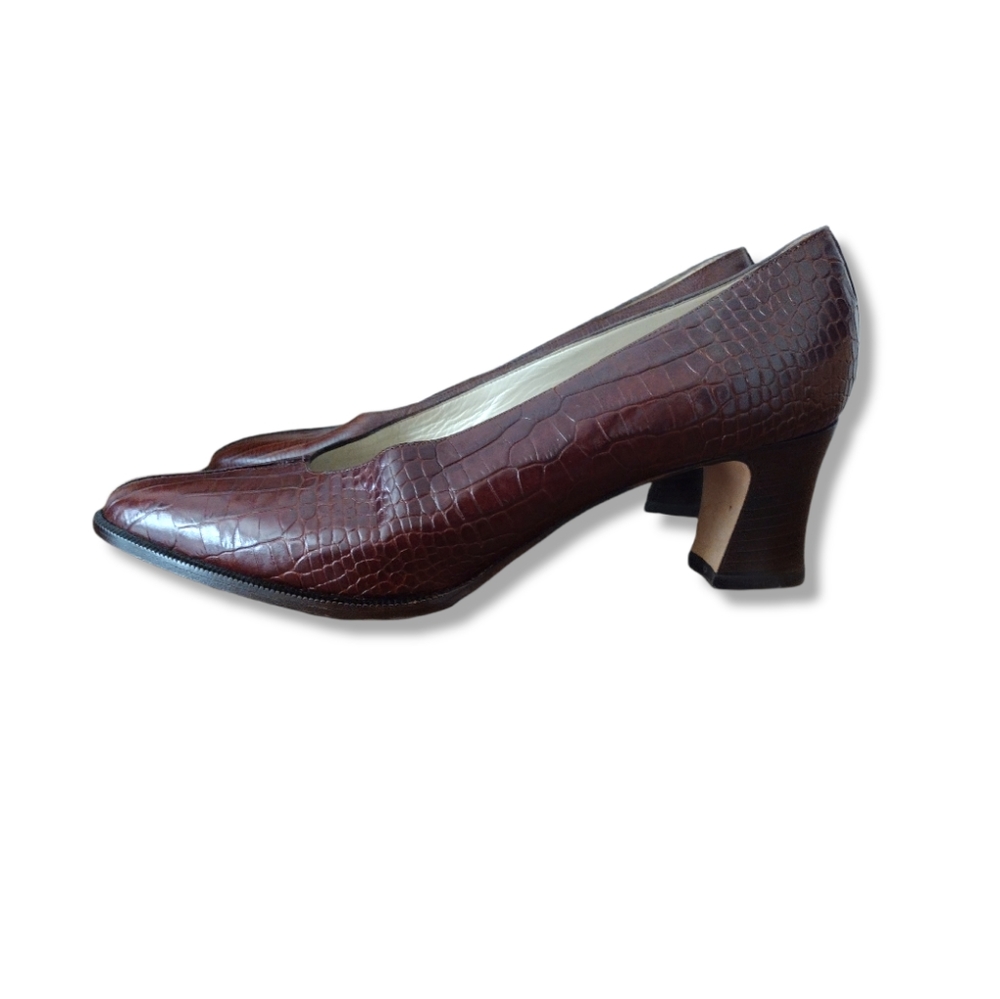 BALLY MATI 90'S Penny Brown Almond Toe Reptile Leather Pumps Size 8.5 M - Picture 3 of 8